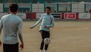 طاهر محمد طاهر لاعب الأهلي المصري