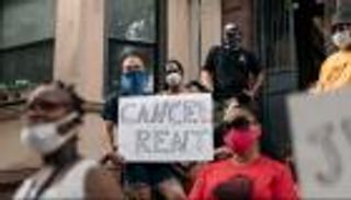 أزمة كوفيد-19.. ولاية أمريكية تنقذ المستأجرين بقانون "صارم" 