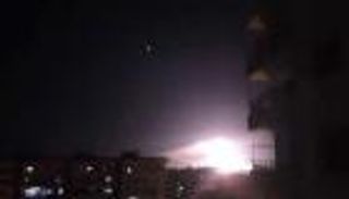 تدمير مواقع لحزب الله في قصف جوي على سوريا