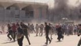 ارتفاع ضحايا تفجيرات مطار عدن إلى 22 قتيلا و50 جريحا