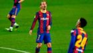 برشلونة يتراجع بالدوري الإسباني.. ويُتوج في الإكوادور
