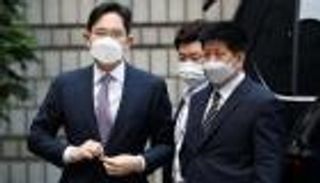 وريث سامسونج مهدد بالسجن 9 سنوات.. فما أصل القصة؟