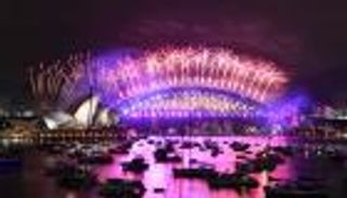 بالفيديو والصور.. سيدني تستقبل 2021: ألعاب نارية بلا جمهور