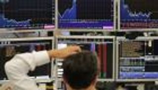 كورونا يتحالف مع بيانات ضعيفة للهبوط بأسهم أوروبا