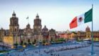 المكسيك تسعى إلى تحفيز الإنفاق بعد انكماش الاقتصاد