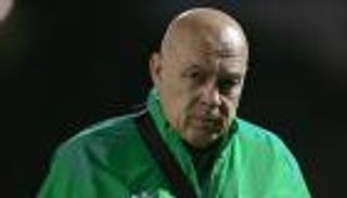 الأهلي السعودي يلمح إلى إمكانية إقالة جروس