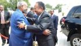 حمدوك يبحث في جيبوتي التنسيق والتصدي للتحديات