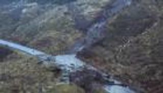 انزلاق أرضي يحتجز 500 سائح في منتجع تزلج كندي