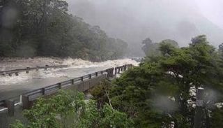 الطريق المؤدي إلى منطقة ميلفورد ساوند النائية