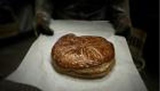  "كيكة الماريجوانا" في حفل مدرسي بكندا