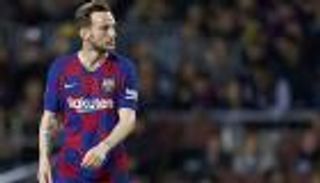 أتلتيكو مدريد يخطط لاصطياد راكيتيتش من مياه برشلونة