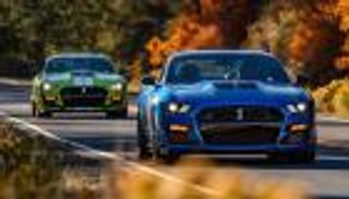 إعلان توظيف يكشف عن سيارة فورد الجديدة 