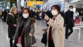 مخاوف في بريطانيا من تزايد الإصابات بكورونا الجديد