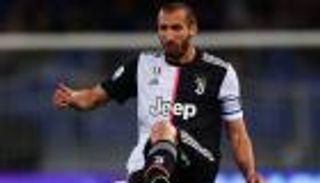 كيلليني يعود لتدريبات يوفنتوس بعد غياب 6 أشهر