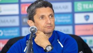 المدرب الروماني - رازفان لوشيسكو 