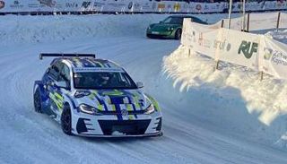 فولكس فاجن جولف eR1 