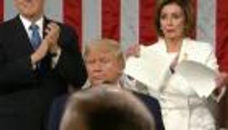 مفاجآت وإنسانيات ومناكفات.. ترامب يلفت الانتباه بخطاب الاتحاد