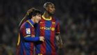 ميسي وأبيدال.. أصدقاء داخل الملعب وأعداء خارجه