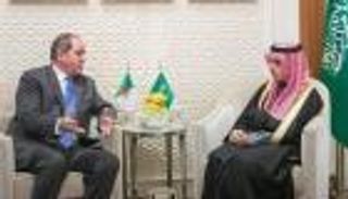 وزير الخارجية السعودي بالجزائر للمرة الأولى منذ انتخاب تبون