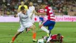 غرناطة يطيح بفالنسيا من كأس ملك إسبانيا بهدف قاتل