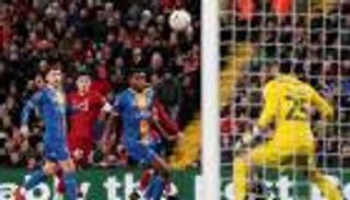 هدف ذاتي يُنقذ صغار ليفربول من فخ شروسبري المكرر