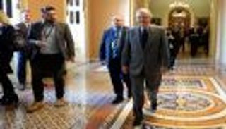 زعيم الأغلبية بـ"الشيوخ الأمريكي": تبرئة ترامب "هزيمة سياسية" للديمقراطيين