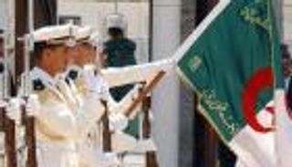 الجزائر في أسبوع.. عفو رئاسي تاريخي وصفعة جديدة لأطماع أردوغان