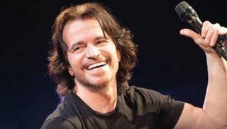 الموسيقار العالمي ياني 