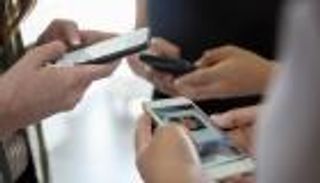 23 مليون مشترك في خدمات قطاع الاتصالات الإماراتي خلال 2019