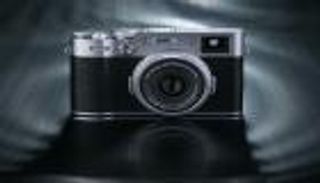 بسعر 1400 دولار.. "فوجي" اليابانية تطرح أحدث كاميراتها