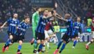 انتفاضة إنتر أمام ميلان تعيد إحياء إنجاز عمره 71 عاما