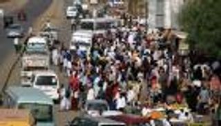 السودان يعلن ضوابط "صارمة" لاحتواء أزمة الوقود 