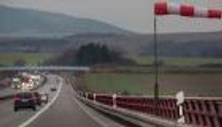 تحذير ألماني.. العواصف تهدد سلامة القيادة