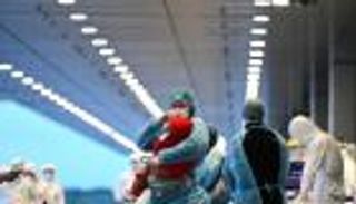 عالم أوبئة يحذر: "كورونا" يهدد 60% من سكان العالم