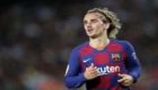 جريزمان ينفي ادعاءات شعوره بالعزلة في برشلونة