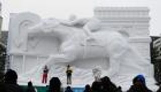 شح الثلوج يهدد مهرجان الجليد في اليابان