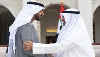 الشيخ محمد بن زايد آل نهيان والدكتور نايف فلاح مبارك الحجرف