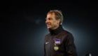 وعود كلينسمان تطيح به من تدريب هيرتا برلين