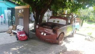 سيارة شخصية ماتيرا الكارتونية 