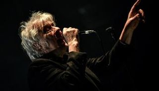 المغني البلجيكي أرنو