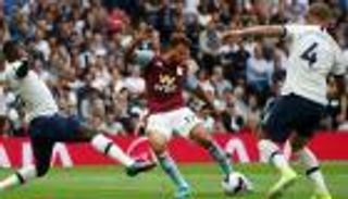 توتنهام بوابة أستون فيلا لدخول تاريخ البريمييرليج