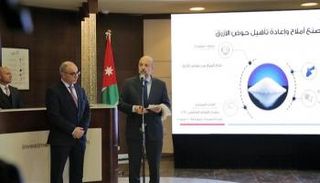 رئيس الوزراء الأردني خلال طرحه للمشروعات