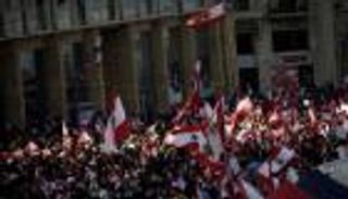 لبنان يدرس قرارا استثنائيا بشأن السندات الدولية