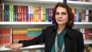 محكمة تركية تبرئ روائية استهدفها نظام أردوغان بقضية "إرهاب"