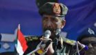 البرهان يرحب بتأسيس مكتب للجنائية الدولية بالخرطوم