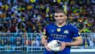 هاتريك الشباب يعيد حمدالله لصدارة هدافي الدوري السعودي