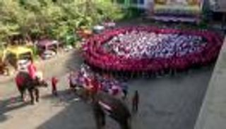 رسالة حب من طلبة تايلاند للصين في "الفلانتين"