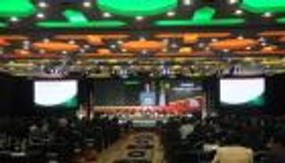 الكاف ينفي اتهامات الفساد في بيان رسمي