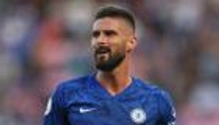 مورينيو يحدد موقف جيرو من عرض لاتسيو