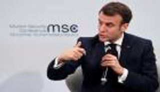 ماكرون يرد على بومبيو: الغرب يتراجع